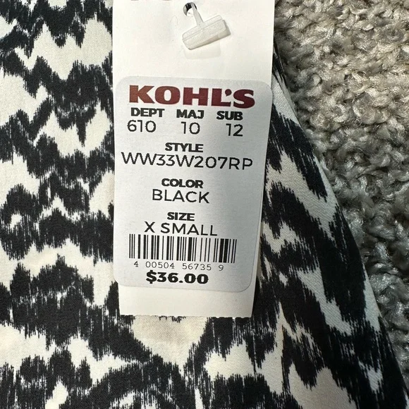 NWT Nine West Mockneck Cascade Sleeve Popover Top Size XS - Picture 5 of 7